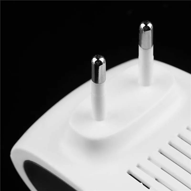 Ultrasonic Squirrel Repeller for Gardens